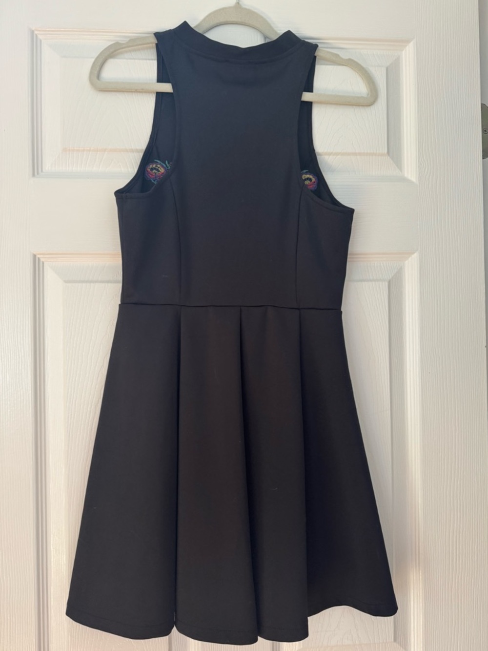Buffalo David Bitton Black Fit-and-Flare Dress with Embroidered Parrots - Picture 6 of 6
